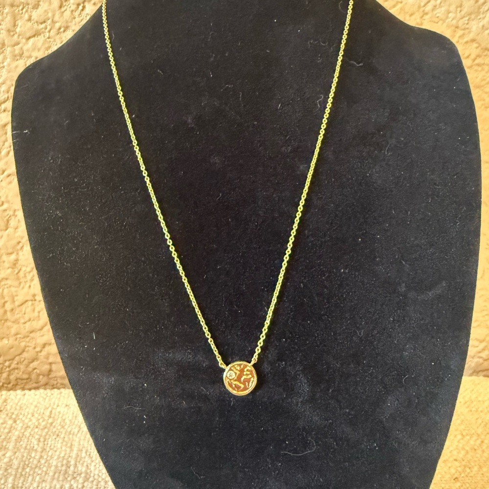 🌸 4 for $10 NWT Francesca’ Gold Toned Crystal Pendant Necklace